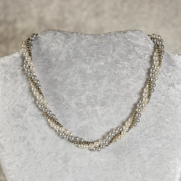 VINTAGE Twisted Triple Strand Tri-Coloured Faux Pearl Necklace - Picture 1 of 5